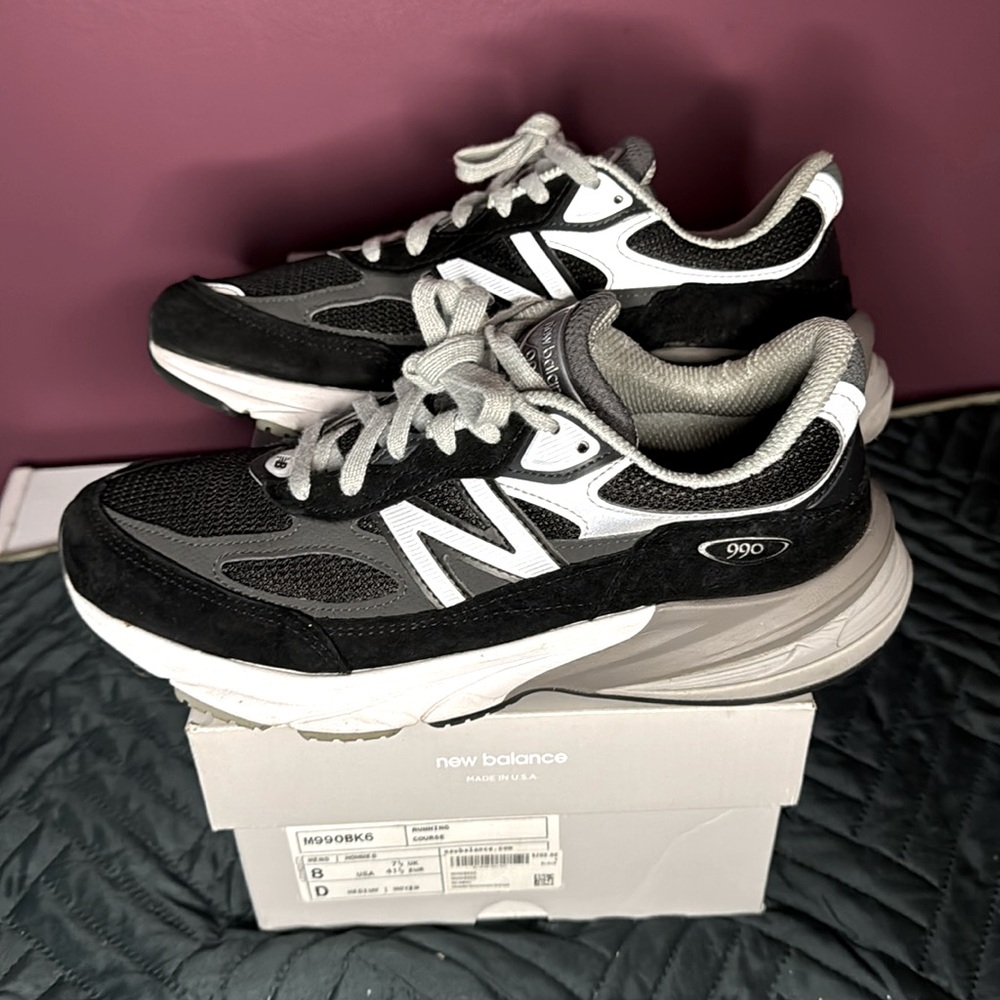 New Balance 990